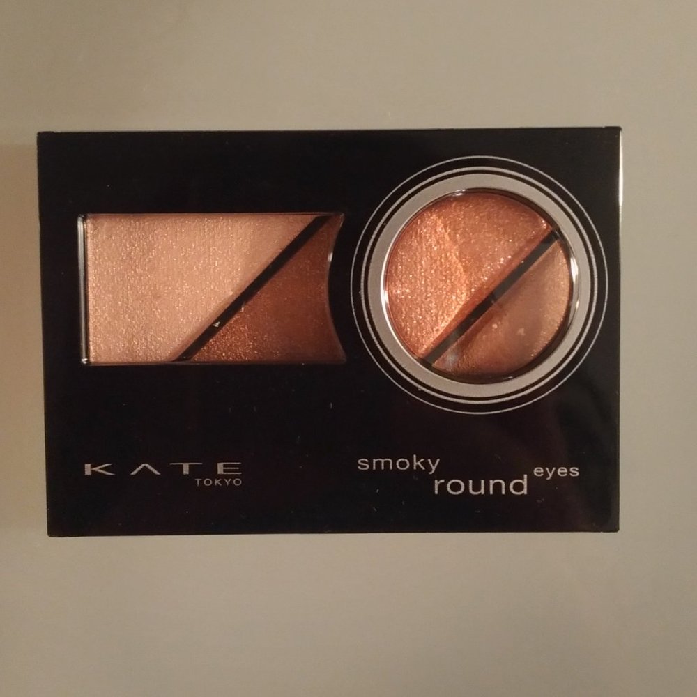 Kanebo Smoky Eye Shadow Palette - Brown / Gold